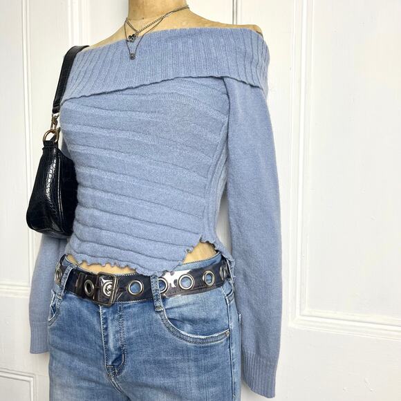 Edikted Blue off shoulder sweater with horizontal stripes and asymmetrical hem - Picture 4 of 6